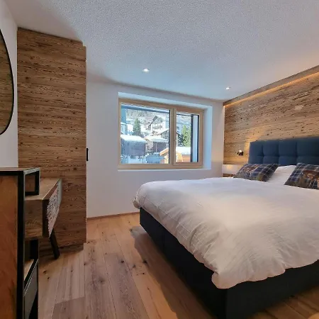 Riverside 27 * Saas Fee